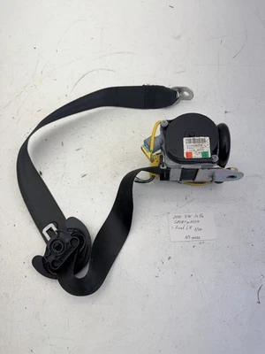 Retractor cinturón seguridad delantero izquierdo Volkswagen Jetta Sportwagen 2010-2014 OEM. Foto 1 de 4