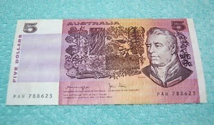 Australia 5 Dollars Reserve Bank of Australia Banknote Not Dated, Fine Condition - Picture 1 of 2