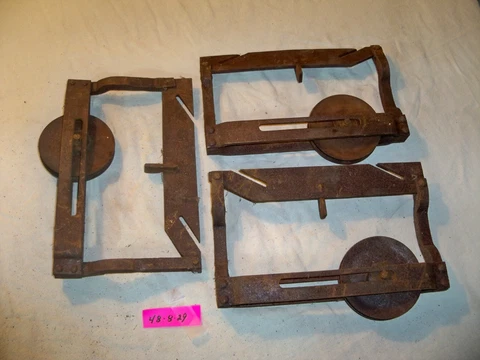 3 Vintage Iron Barn Door Roller Shed Sliding Door Trolley Wheels Hardware Cover