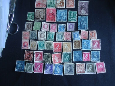 lot de 52 timbres anciens oblitérés Belgique -royauté-monuments... - Photo 1/4