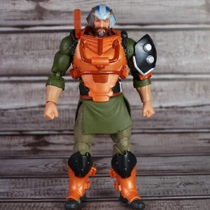 Masters of the Universe Masterverse Man-At-Arms Deluxe Revelation Figur 7" Fast - Bild 1 von 5