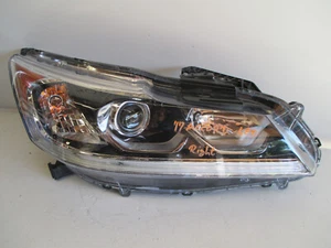 2016-2017 HONDA ACCORD Right side Halogen/LED Headlight Assembly OEM 33100T2AA81 - Picture 1 of 10