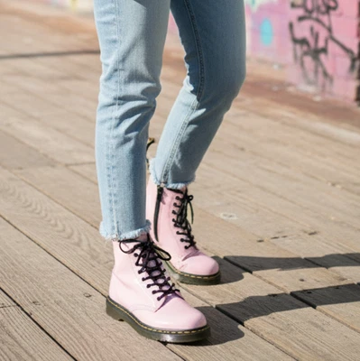 Dr. Martens 1460 Unisex Kids Combat Boots US 10 Pink Patent Leather Ankle Boots - Image 1 of 4