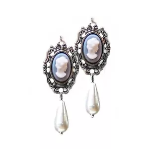 Pendientes de cameo azul y blanco estilo vintage dama, gota de perlas, clip o perforado - Imagen 1 de 3