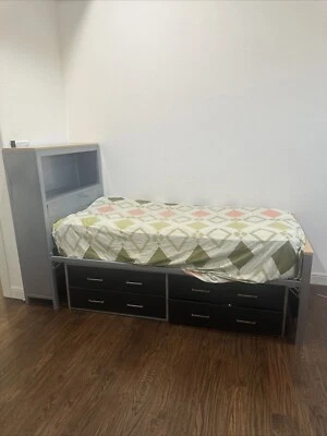 Cama doble Foto 1 de 4