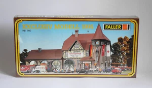 Faller H0 990 EXCLUSIV Modell 1995 Rettungswache Neu OVP - Bild 1 von 7