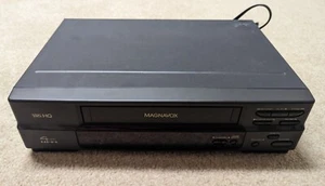 Reproductor de video VHS Magnavox VRS962AT21 4 cabezales ¡Sin control remoto probado y funciona! - Imagen 1 de 4