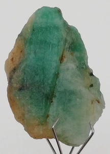 30 CARATS NATURAL EMERALD CRYSTAL FROM PAKISTAN,(Aj-48), - Picture 1 of 14