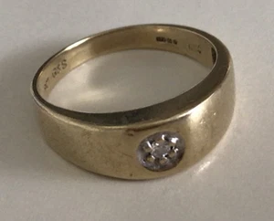 Abstract Gypsy style signet ring with 1 small diamond - Picture 1 of 8