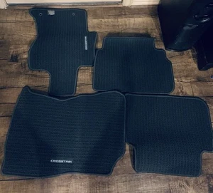Subaru Crosstrek 2018-2021 Carpet Floor Mats J501SFL020 - Foto 1 di 2