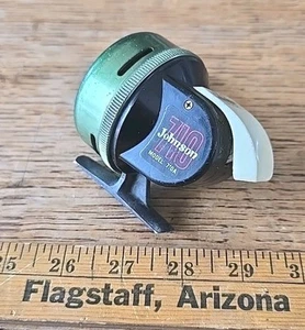 Vintage Johnson 710A Push Button Casting Reel made U.S.A. - Picture 1 of 7