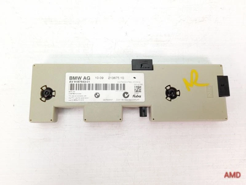 BMW 335xi 335i 328i 328xi E90 E92 2010 antena radio amplificador de señal Foto 1 de 4