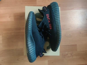 Size 9.5 - adidas Yeezy Boost 350 V2 Low Bred - Picture 1 of 2