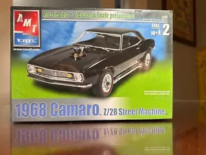 Modellino Camaro Z/28 Street Machine 1968 livello abilità 1:25 scala 2 AMT ERTL 44-10 - Foto 1 di 5