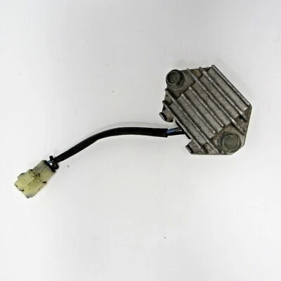 Yamaha WR426F 2001 regulador de voltaje Foto 1 de 4