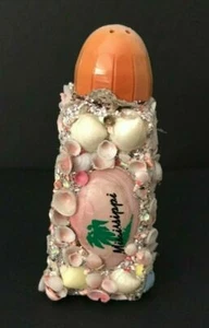 Vintage Souvenir MISSISSIPPI Glitter Shell Tramp Art Salt Shaker - ONE SHAKER - Picture 1 of 7