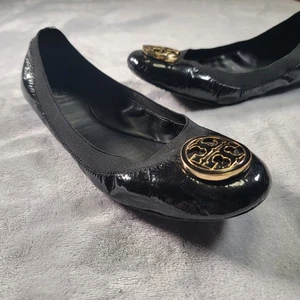 Tory Burch Damen-Ballerinas Größe 8 schwarze Lackleder-Slipper - Bild 1 von 12