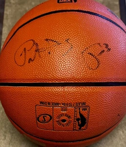Patrick Ewing Signed Spalding Basketball comes COA from Steiner Sports . - Picture 1 of 3