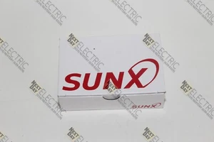 Sunx, EQ-24, Photoelectric Sensor Panasonic Switch Laser Proximity Distance - Picture 1 of 6