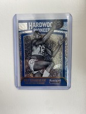 2016-17 Panini Threads - Hardwood Pioneers Century Proof Dazzle #2 Wilt...