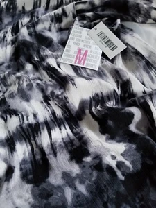 Cravatta Lularoe Shirley Medium nuova con etichette 🌹 tinta unita bianca nera 🌹 RARO bellissimo kimono 💕 - Foto 1 di 11