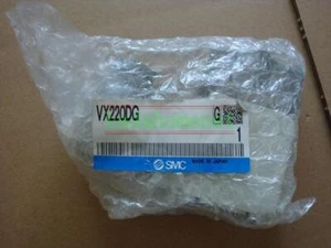 One SMC VX220DG solenoid valve NEW - Picture 1 of 1