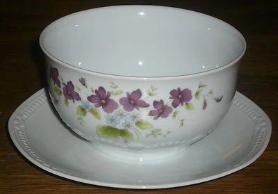 1 Sauciere  Mitterteich  Form 140   Veilchen  - Bild 1 von 3