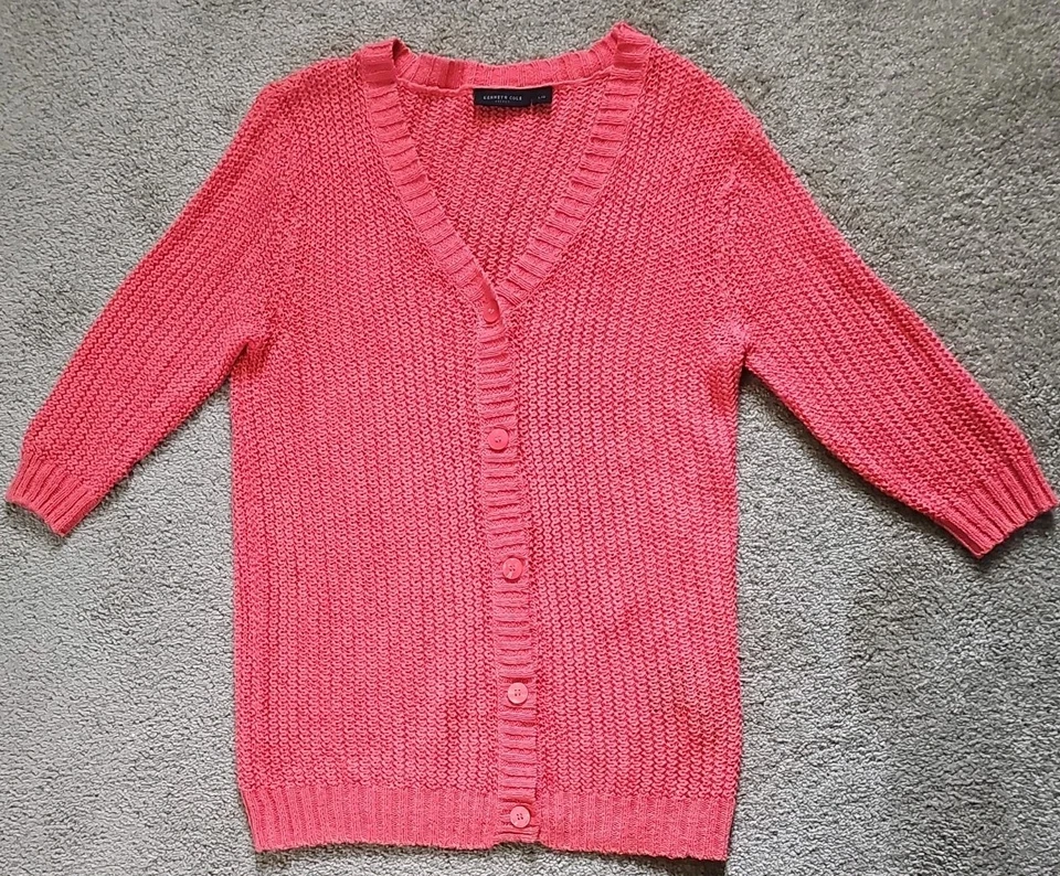 Kenneth Cole,Ladies, size M coral Lightweight Sweater,VNeck,button Front,  - Image 1 of 2