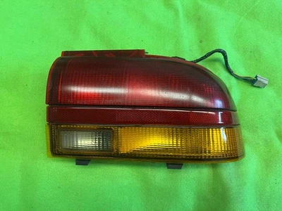 93 94 95 Saturn serie S sedán R diestro pasajero derecho luz trasera con cableado Foto 1 de 4
