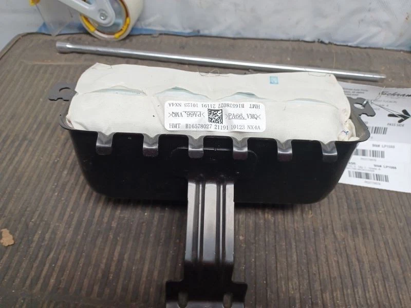 Bolsa de aire para tablero derecho pasajero Hyundai Tucson 2022 2776679 Foto 1 de 4