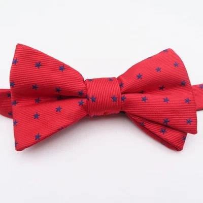 Галстук-бабочка Merona Red Blue Stars ширина 2,5 дюйма предварительно завязанный полиэстер - Изображение 1 из 4