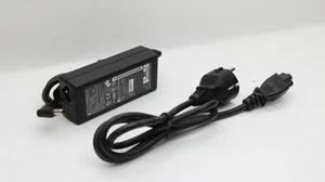 Delta Electronics Inc. Original 65 Watt Netzteil 19V 3,42A Stecker 5,5mm/2,5mm A - Bild 1 von 4