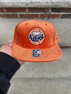 VINTAGE Rare Velvet Houston Astros Fitted Sz 7 1/8 New By American Needle - Image 1 of 4