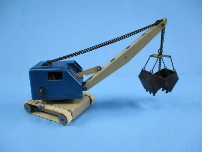 VINTAGE GAMA 925-926 TOWER CRANE EXCAVATOR SHOVEL W. GERMANY-ORIGINAL--EXCELLENT - Image 1 of 4