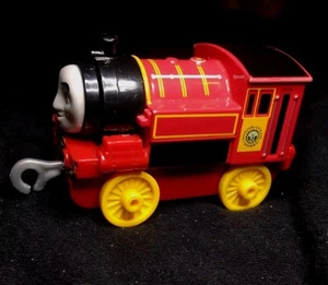 Thomas The Train Victor Red Diecast Metal Gullane Thomas The Train And Friends - Picture 1 of 5
