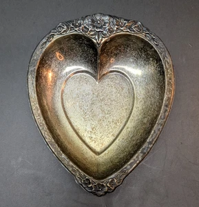 Vintage Silver Plated Grand Baroque Heart Shaped Nut Dish 7 x 6 Inch - Picture 1 of 4