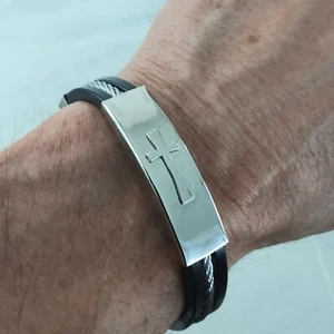 Stainless Steel Cable, Black Silicone, Latin Cross Religious Mens Bracelet - Picture 1 of 8