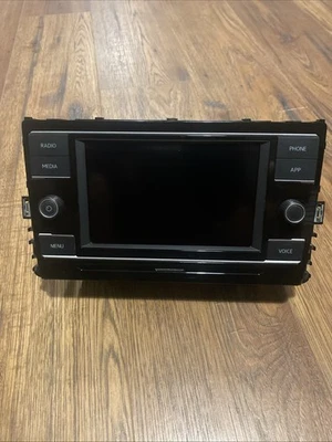 VW CRAFTER MMI T6.5 HEAD UNIT WITH Carplay MODELS FROM 2017-2025 7C0035869 - Image 1 of 4