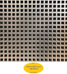 Lastra Lamiera Forata zincata foro quadro mm 10 sp. mm 1 - mm 500x1000 -griglia - Foto 1 di 1