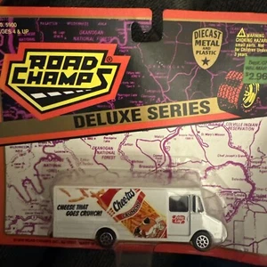 Road Champs O 1:43 Scale Deluxe Series Chee-Tos Frito Lay Step Van #5900 NOS - Picture 1 of 3