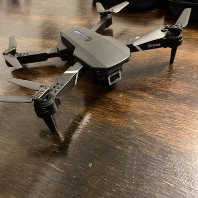 Drone with Camera 1080p HD/FPV/Adjustable Lens/Foldable/Night Vision - Image 1 of 4