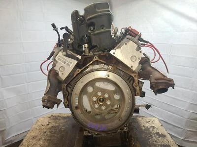 Used Engine Assembly fits: 2012 Chevrolet Tahoe 5.3L gasoline VIN 0 8th Foto 1 de 4