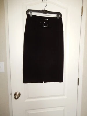 Falda Cache' Contorno Para Mujer Talla 6 Negra Adelgazante Tejida Lápiz Elastizada Imitación Cinturón Foto 1 de 4