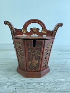 ANTIQUE ASIAN Chinese Large All Wood Wedding Basket Latching Lid /r