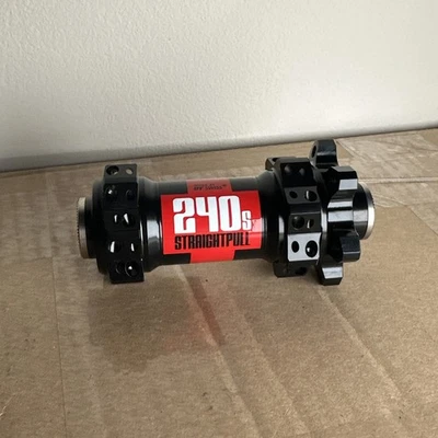 DT Swiss 240 S Front Disc Hub 6 Bolt 15x100 28h 129g Straight Pull RRP £180 - image 1 of 3