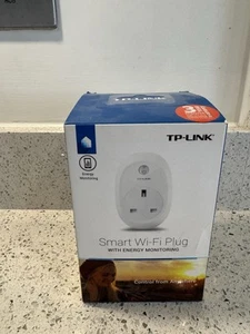 TP-LINK HS110 UK Smart wi-fi Plug With Energy Monitoring - Picture 1 of 4