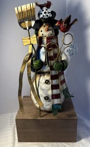 Vintage Grandeur Noel Snowman & Cardinals 12 in Christmas Holiday Figurine Metal - Picture 1 of 9