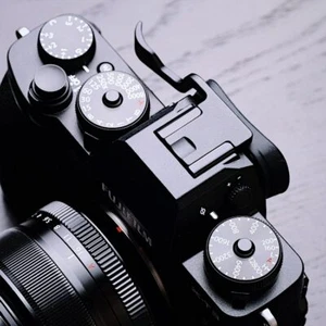 Alum Thumb Rest Thumb Grip Hot Shoe Cover for Fujifilm XT30 X-T30 XT20 X-T20 T3 - Picture 1 of 10