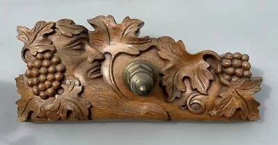 ancien verrou de foudre sculpté de bacchus - Photo 1/4