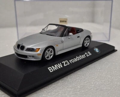 (3) BMW Z3 Roadster 2.8 1996 Silver 1:43 Minichamps EXTREMELY RARE!! - Image 1 of 4